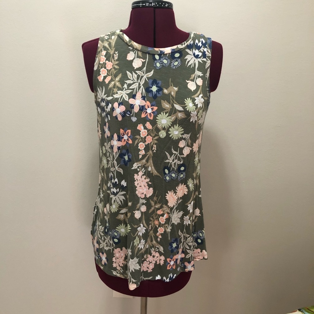 Maurice’s tank green with pastel floral pattern
